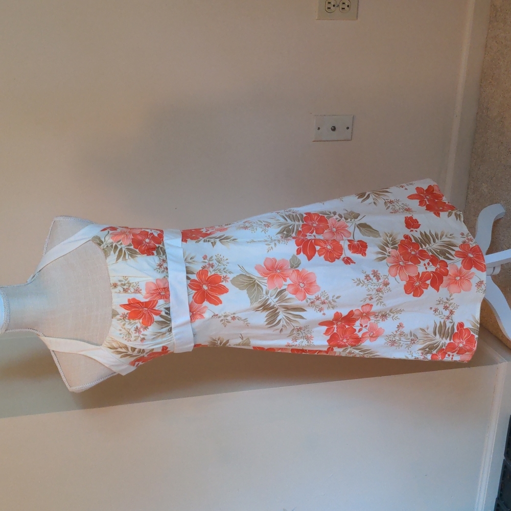 Hawaiian tropical hybiscus dress